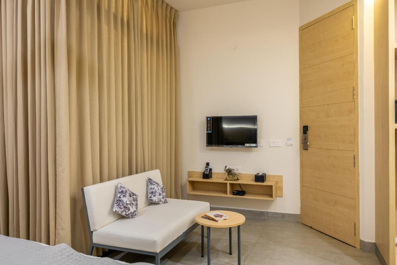 Iris Suites Bangalore Exterior photo